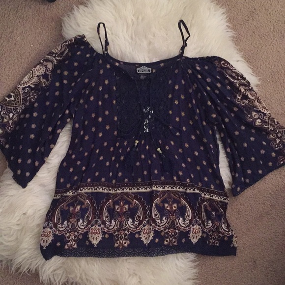 ✨ NWT Off the Shoulder Boho Floral Top - Picture 1 of 8